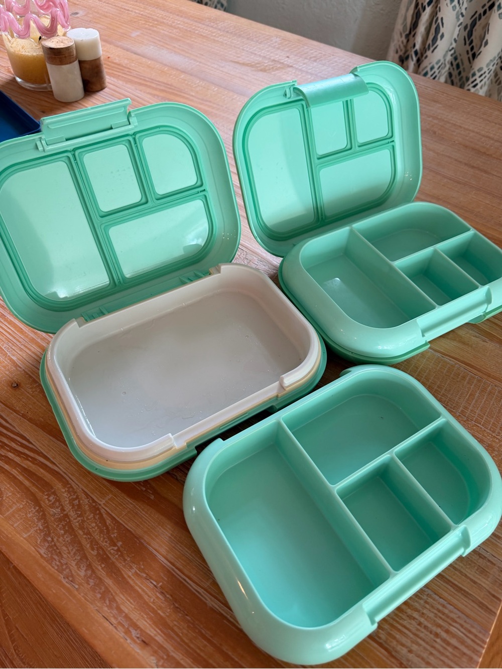 2 Aqua Mint Bentgo Freeze Bento Box - Compartmental Lunch Container